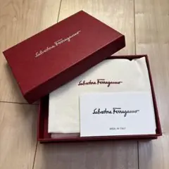 新品　Salvatore Ferragamo フェラガモ　キーリング　チャーム