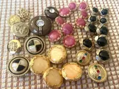 Item thumbnail for item 3e98ea34-da27-4063-8a69-4338b9672796