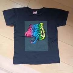 カラフル虎デザイン Tシャツ 黒