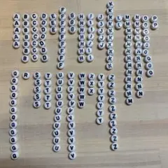 アルファベットビーズ