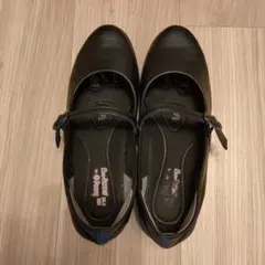 パンジー　ブラック パンプスストラップ付き