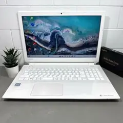 【高性能】東芝リュクスホワイト☘7世代i7☘メモリ16GB☘️SSD512GB