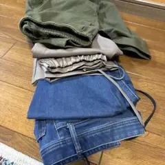 ワイドパンツ、ジーンズ、スラックス