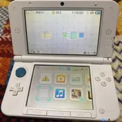ニンテンドー3DS LL ホワイト 動物の森デザイン