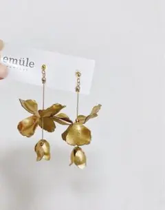 値下げしました！　emüle イヤリング　ブライダル EMÜLE