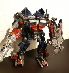 2025年最新】トランスフォーマー ストライカー オプティマスの