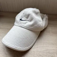 NIKE ホワイトメッシュキャップ