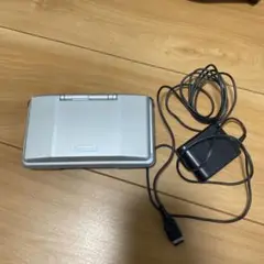 ニンテンドーDS シルバー 本体 充電器付き