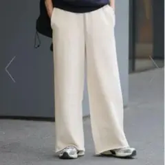 新品未使用　ナチュラル ワイドスウェットパンツ