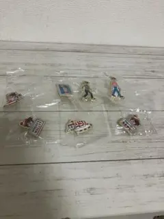 未開封　ウォーリーをさがせ　ピンバッジコレクション　全7種　ガチャ