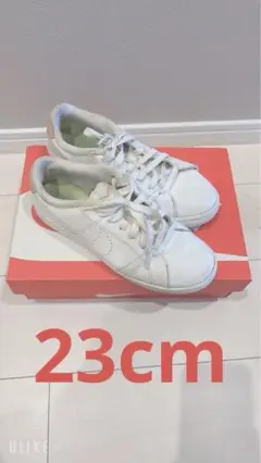 Nike ホワイト スニーカー
