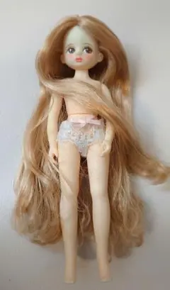 カスタムリカちゃん可動ボディ付オビツ22アップヘアリカちゃん