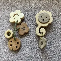 木製 花形 ラトル おもちゃ