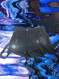 ブラックダメージショートパンツ サスペンダー付き