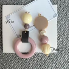 826.ベージュ× ピンク　ピアス