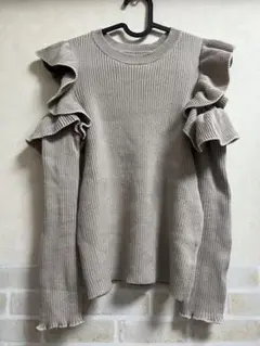 フリル オープンショルダー ニットトップス