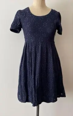 ネイビー 花柄レース Aラインワンピース　ジュン