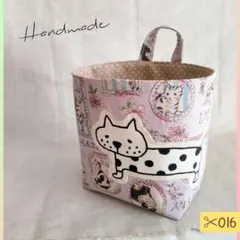 16✂ ハンドメイド 猫 布バスケット かご 壁がけ 小物入れ ねこ雑貨 ドット