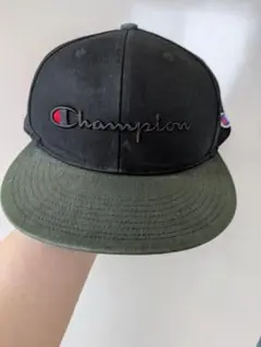Champion ブラック/オリーブ キャップ
