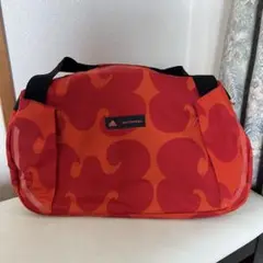 adidas マリメッコ　コラボ　ボストンバッグ