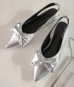 VIVIAN COLLECTION リボンバックストラップパンプス