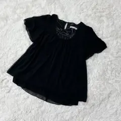 【c4706】✨美品✨レディース　ブラウス　ブラック　半袖