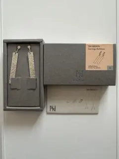 【新品未使用】TIN BREATH イヤリング 8x50mm シルバー