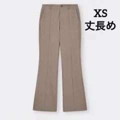 GU ジーユー　カットソーフレアスラックス　XS 丈長め