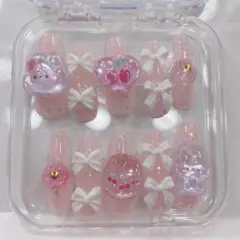 Item thumbnail for item 610119b6-9f0a-4e25-9cf2-09c5d4f16939