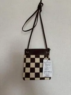新品タグ付 アタオATAO 市松柄スマホショルダーバッグサコッシュ