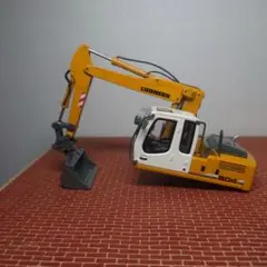 LIEBHERR ホイール式油圧ショベル A904(1/50)リープヘル NZG リープヘル ホイール式油圧ショベル A904(1/50) NZG - メルカリ