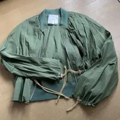 UN3D. カーキ ジャンパー F