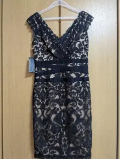 新品タグ付き　Tadashi Shoji ブラックレースドレス サイズ2