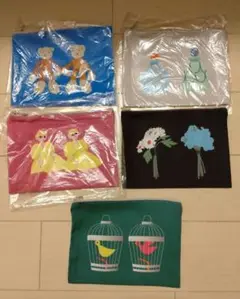 最終価格!新品!タルティン　ポーチ