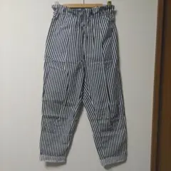 ストライプ柄カジュアルパンツ