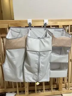 オムツストッカー　ベビーベッド　収納