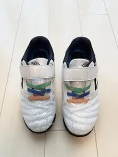 umbro サッカートレーニングシューズ　19センチ