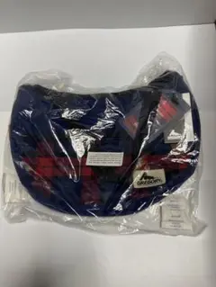 Item thumbnail for item e4ea222d-10fe-4055-99c8-fe0c57ad007a