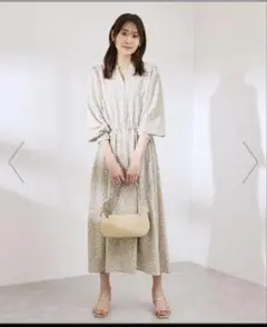 ROPÉ PICNIC ロペピクニック 小花柄スキッパーロングワンピース 秋