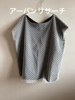 【美品】アーバンリサーチ　ドット柄ブラウス