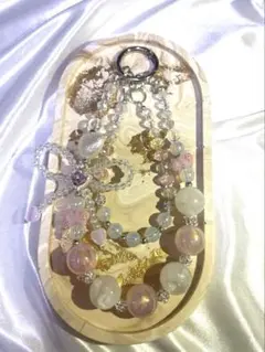 【新品未使用】スマホストラップ　バックチャーム　キーホルダー　ストラップ