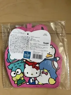 3COINS サンリオキャラクター パスケース