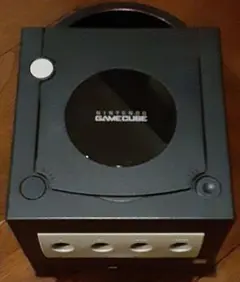 Nintendo GameCube 本体 + コントローラー + 電源アダプター