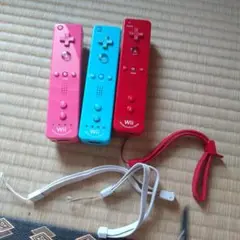 【お得】wiiリモコンモーション+3本　ピンク、白、赤