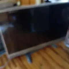 テレビ　シャープ　37インチ？