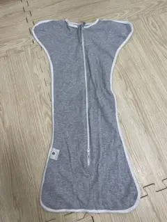 美品Aikuruc グレー スワドル Mサイズ