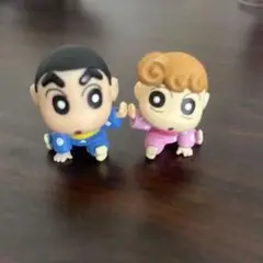 クレヨンしんちゃん しんのすけ＆ひまわり フィギュアセット