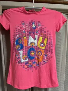 特別セールピンク Tシャツ Mサイズ カラフルデザイン