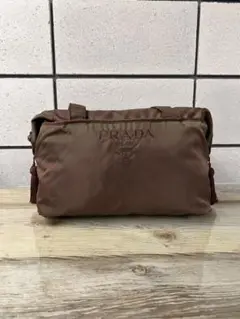 プラダ ミニボストンバック