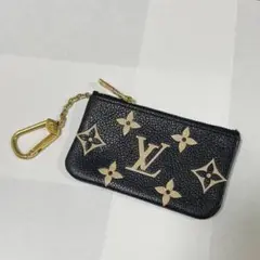 Item thumbnail for item b0560627-e1ec-4ab9-be3f-390f8459561d